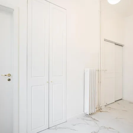 E13 - Grand Boulevard Heritage - Location By Bqa Budapest