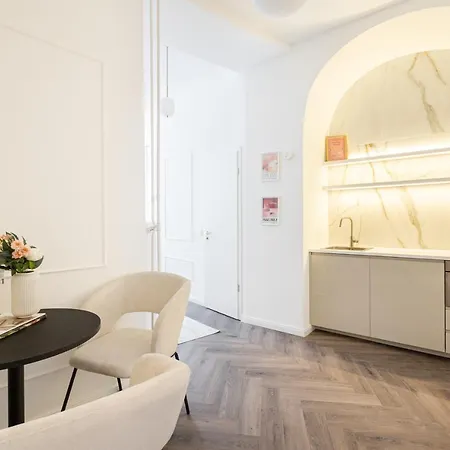 E13 - Grand Boulevard Heritage - Location By Bqa Apartment