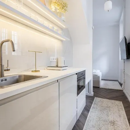 E13 - Grand Boulevard Heritage - Location By Bqa