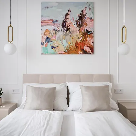 E13 - Grand Boulevard Heritage - Location By Bqa Apartment