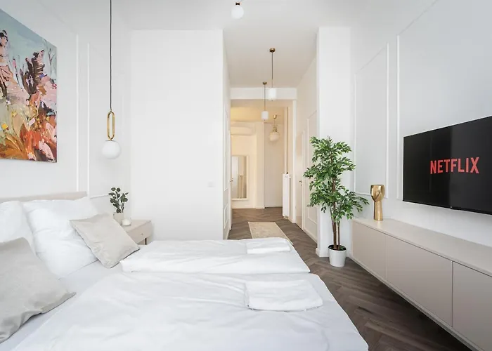 E13 - Grand Boulevard Heritage - Location By Bqa 公寓